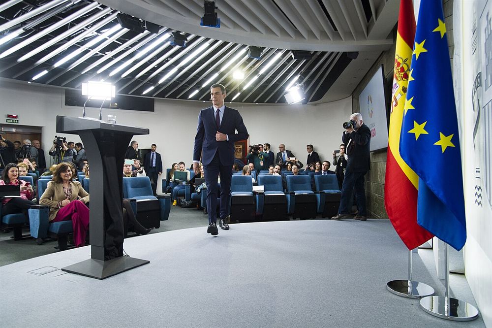 Pedro Sánchez en el Palacio de la Moncloa, momentos antes de una declaración institucional en 2019.